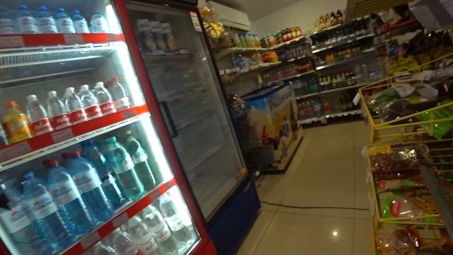 На районе в Сочи/Аренда рядом с морем/Жилой гараж/ Вид на море/ Гардины из Икеа Хильдран смотреть онлайн