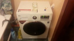 Стиральная машина LG F1296WDS

стирает