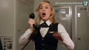 Почему нужно выключать телефон в самолёте