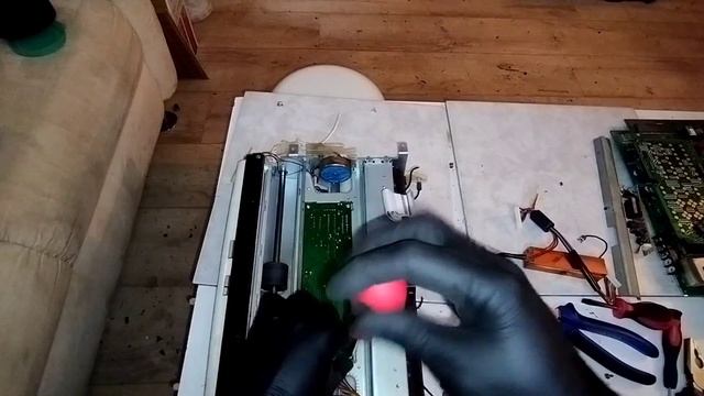 Радиодетали с содержанием драгметаллов в факсе SANFAX225