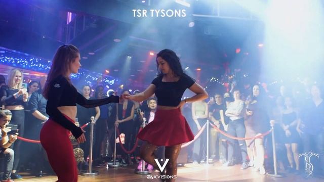 NADIA & STEPHANIE Bachata Dance Performance At THE SALSA ROOM смотреть онлайн