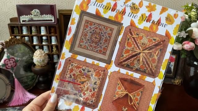 Часть коллекции JUST NAN и вышитые работы ? смотреть онлайн