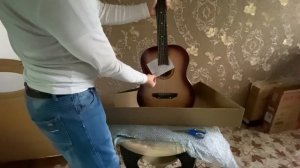 Музыкант из Будущего Распаковка Новой Идеальной гитары до 6000 рублей Ижевск Тим Акустическая
