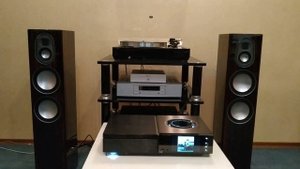 Naim Uniti Star and Monitor Audio Gold 200 (5G)