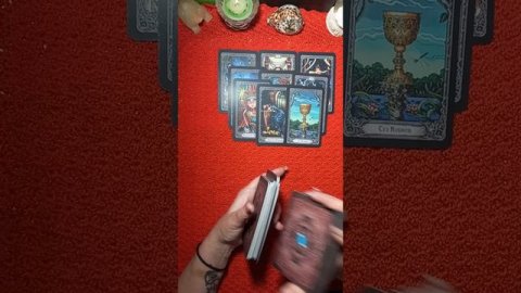 😮Для кого вы как воздух? #гаданиеонлайн #тароонлайн #отношения