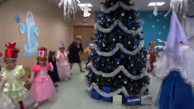 Новогодний утренник 2013 и золотая осень 2013 смотреть онлайн