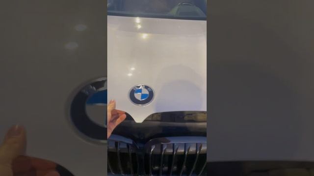 Открыть капот х7 бмв BMW