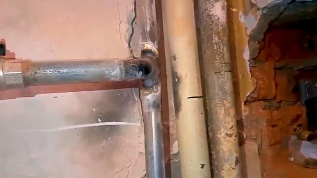 Сантехнический ремонт: переделка и обновление в старой квартире