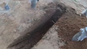 Бурим под сваи минипогрузчиком и заливаем фундамент.