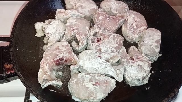 Нежный, сочный минтай в сметане