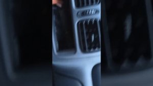 renault clio 2001 год живое авто?