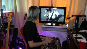 Можно ли играть на ДВУРУЧНОЙ ПИЛЕ?