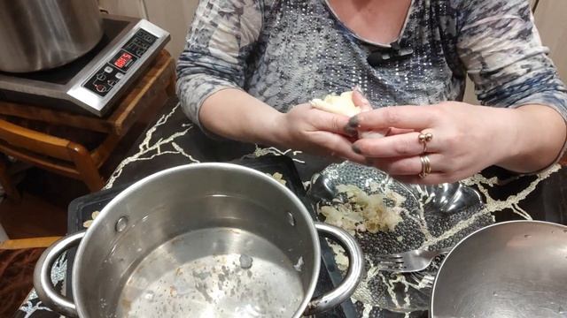 Как очистить и приготовить куриные лапы смотреть онлайн