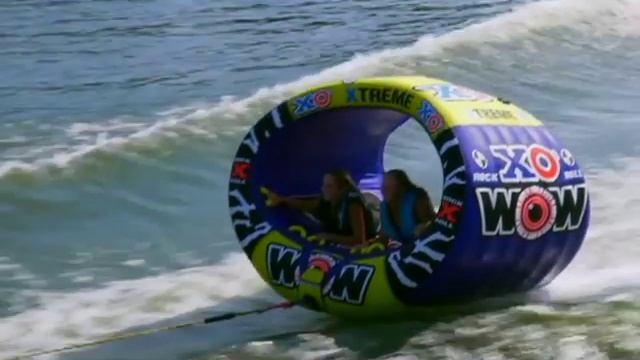 WOW XO Xtreme 3-Rider Water Towable - 12-1030 - SavvyBoater.com Videos смотреть онлайн