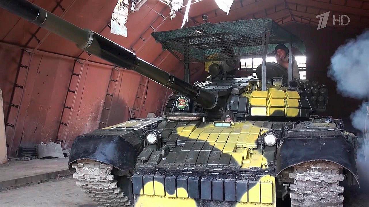 Танкисты четвертой бригады второго армейского корпуса обороняют рубежи в ЛНР