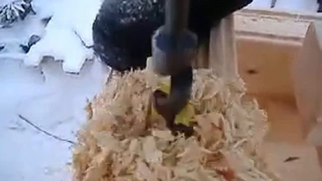 Сборка бани из бруса на деревянные нагеля
