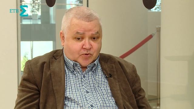 Максим Кронгауз о 90-х, подаривших новый язык смотреть онлайн