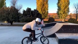 ПОКАТУШКИ НА БМХ В СКЕЙТ ПАРКЕ | CHILL VLOG | BMX