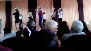 Старшеклассники жгут, танец на день учителя джентельмен
