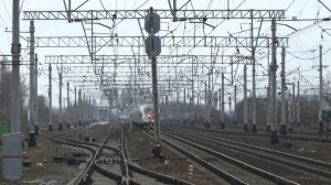 Сапсан ЭВС1-07  и приветливый машинист ))