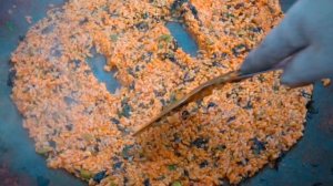 YouTubeReupload: Лучшая КОРЕЙСКАЯ Уличная Еда, Которую Стоит ПОПРОБОВАТЬ Путешественнику