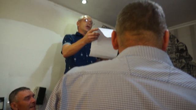 Пап Гена написал поздравление для лучшего друга Игоря на его 50-летие. смотреть онлайн