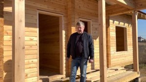 Одноэтажный дом из профилированного бруса кедра.