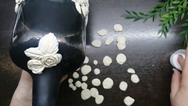 Шикарный декор бутылки своими руками | Декор из самодельной бумажной глины | Папье-маше смотреть онлайн