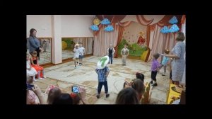 Старшая группа Танец грибочков МБДОУ №175 Кемерово