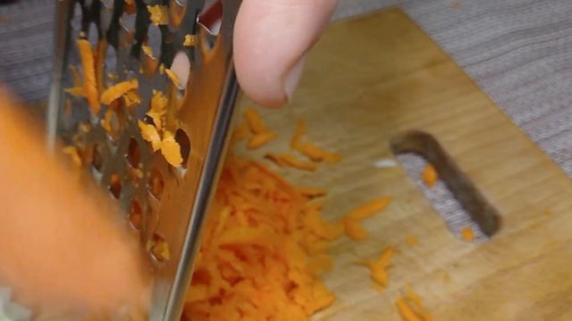 Бюджетный и сытный салат со шпротами  Всегда выручает и съедается до крошки