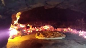 сырная лепёшка в помпейской печи.