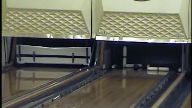 Candlepin Strike смотреть онлайн