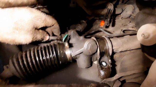 ЗАМЕНА РУЛЕВОЙ РЕЙКИ. TOYOTA RAUM