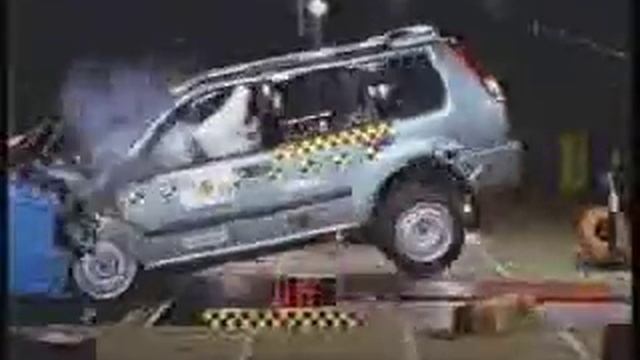 Crash Test of 2002-2006 Nissan X-Trail w/sab смотреть онлайн