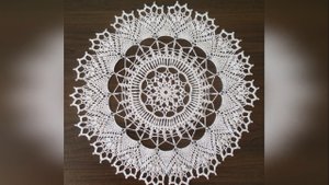 Маленькая салфетка с красивой каймой. Часть 2