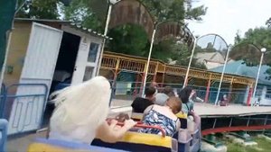 Аттракцион Весёлые горки. Луганск. 2022