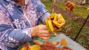 Цветы из листьев. Валентина Павловна Цыганова.