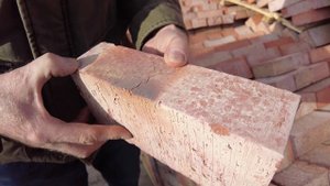 Вся правда об Энгельском кирпиче. Допрос прораба.