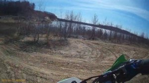 Kawasaki kdx 125sr.покатушки по  краю карьера.