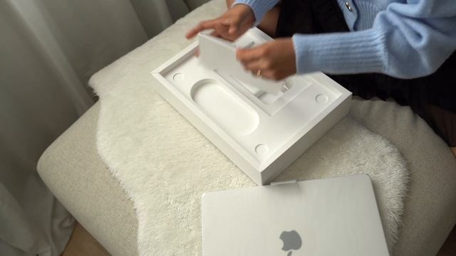 UNBOXING MACBOOK PRO 14-INCH 2021 | M1 Chip смотреть онлайн