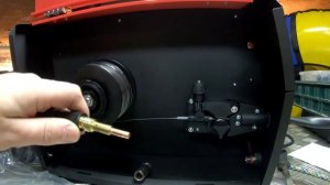 Очень бюджетный полуавтомат СПЕЦ MAG 170 invertor для бытовых нужд. Тест на порошковой проволоке