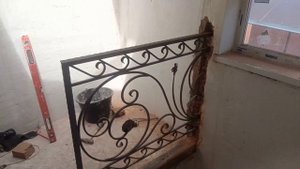 Монтаж и подгонка перил.