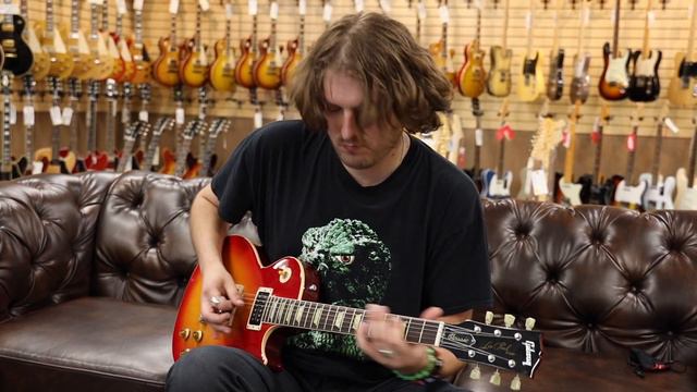 Guitar of the Day: Gibson Les Paul Classic Cherryburst | Norman's Rare Guitars смотреть онлайн