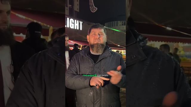 Рамзан Кадыров рассказал почему он иногда публично хвалит своих детей смотреть онлайн