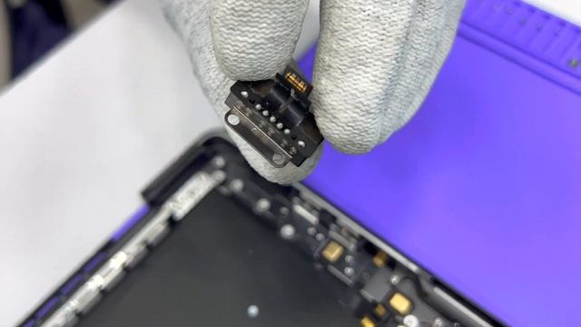 M3 Pro Teardown - MacBook Pro 14 inch M3 Pro Chip смотреть онлайн
