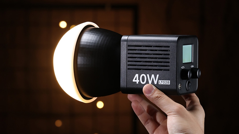 Софтбокс для фото и видеосъёмки Ulanzi LT028 40W Softbox for photo and video shooting смотреть онлайн