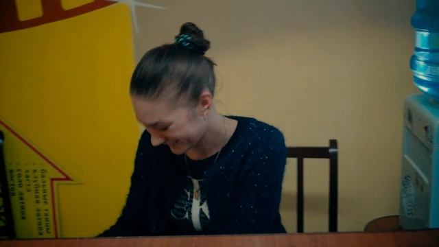 Красотки отжигают. Мега TuTTi CLuB. Оператор в раю.