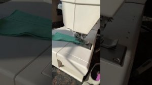 Работа распошивальной машинки Janome CoverPro D Max