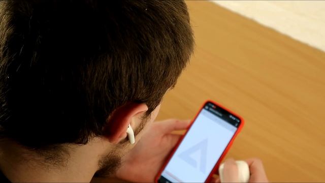 Сравнение: Apple AirPods Lux copy VS i10 TWS смотреть онлайн