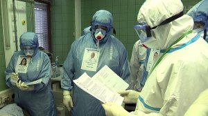 Врачи отмечают, что осенью пациенты тяжелее переносят коронавирус